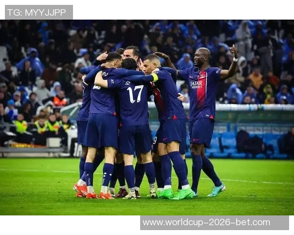 欧冠足球赛场上的璀璨星辰优秀球员们的精彩表现与成就回顾